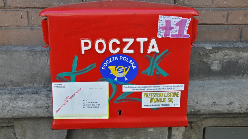 Pracownicy Poczty Polskiej wezmą udział w akcji "Powitanie z bronią", podczas której będą oni szkolić się w zakresie posługiwania się bronią. (fot. Flickr)