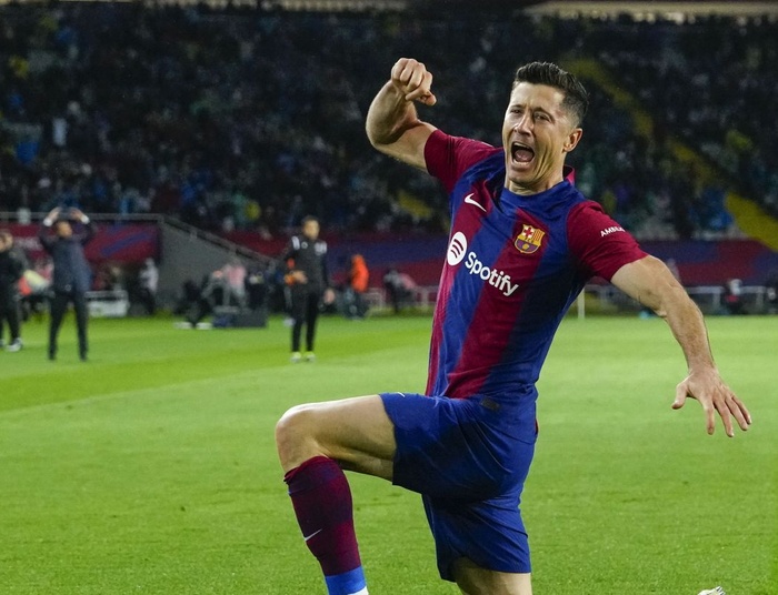 Na taki wieczór czekał Lewandowski. Pierwszy raz dokonał tego w Barcelonie
