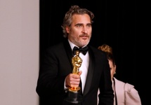 Joaquin Phoenix z Oscarem dla najlepszego aktora.
