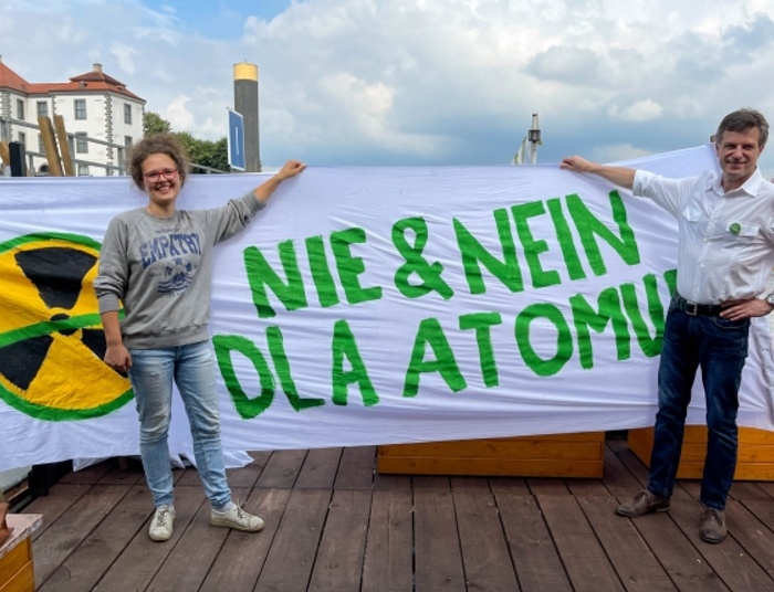 Niemieccy Zieloni i poseł KO protestują przeciwko budowie elektrowni atomowej w Polsce