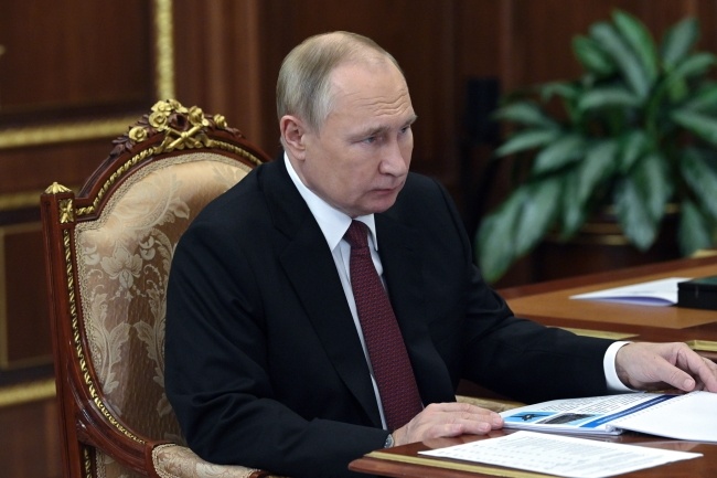 Władimir Putin wniósł poprawkę do ustawy o obywatelstwie. Fot. PAP/EPA/ALEKSEY BABUSHKIN / KREMLIN POOL