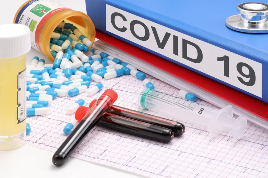 KE zatwierdzi nowe leki na COVID-19.