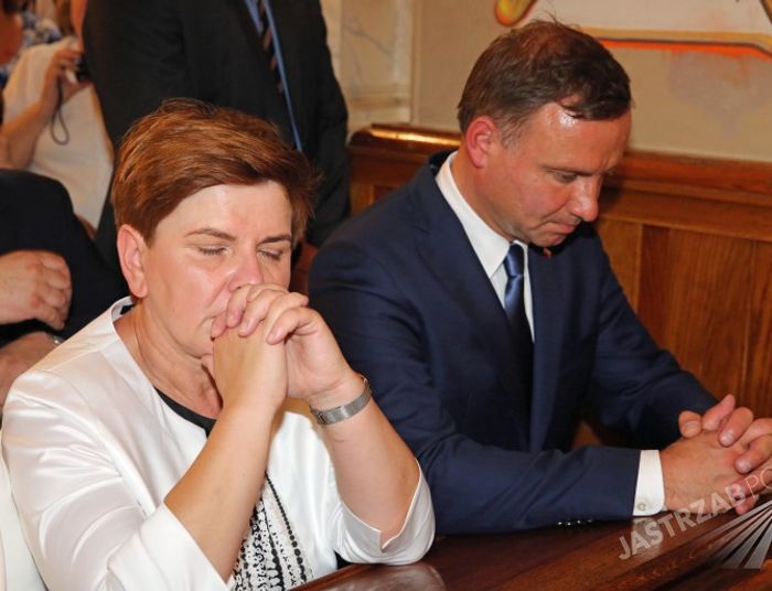 Pani Beato! Prawda to, że w 2005 chciała Pani do Platformy?