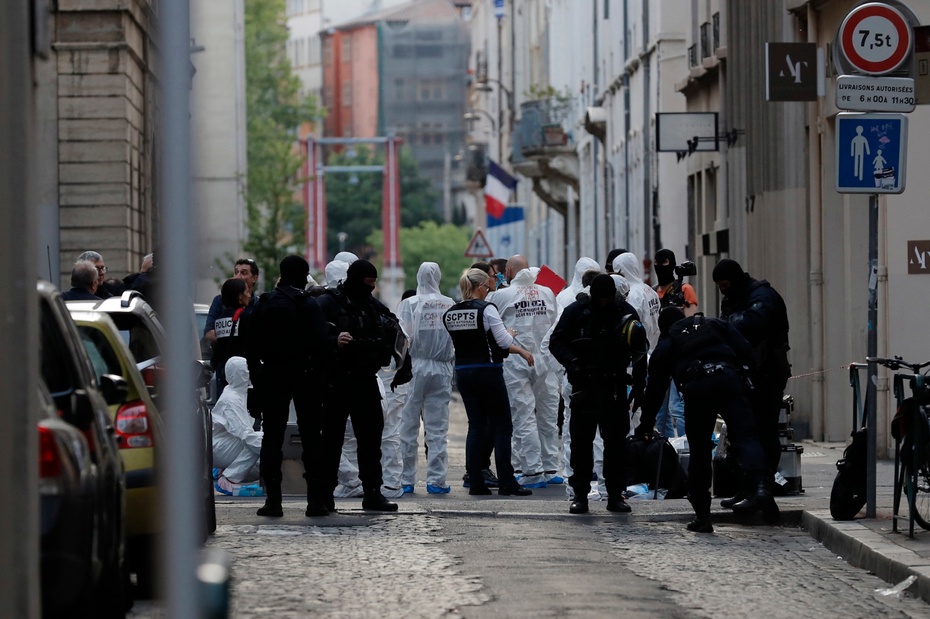 Zamach w Lyonie to pierwszy poważny incydent we Francji od wielu miesięcy. Fot. PAP/EPA