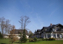 Dworek nad Pilicą - kompleks gastronomiczno - wypoczynkowy.