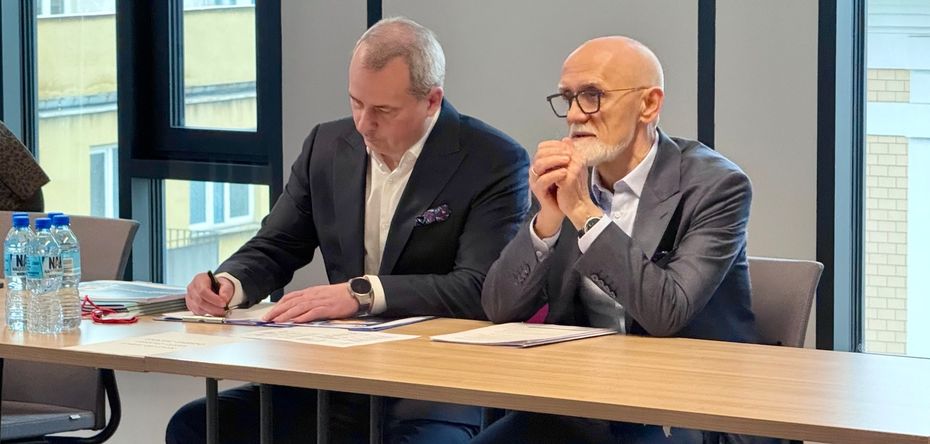 Daniel Rutkowski, prezes Agencji Oceny Technologii Medycznych i Taryfikacji i Tomasz Maciejewski, wiceminister zdrowia