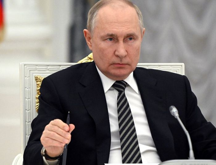 Putinowska szopka w wykonaniu Tuska i ministrów jego rządu