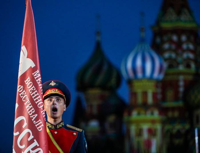 Rosjanie masowo piszą donosy. Dlaczego tropią swoich rodaków?