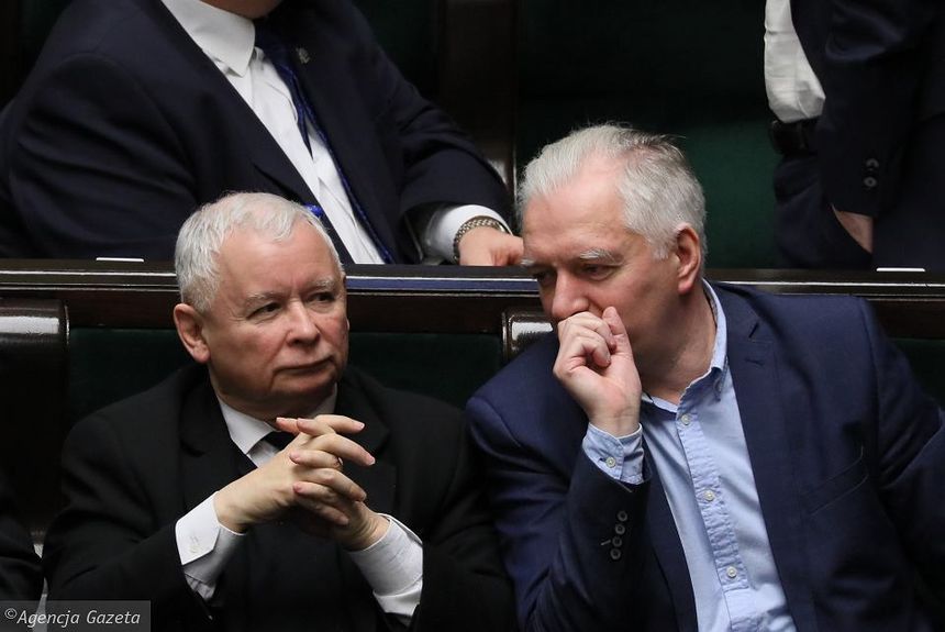 Prezes PiS Jarosław Kaczyński i jego koalicjant Jarosław Gowin. Warszawa, Sejm, 14 grudnia 2018 (Fot. Sławomir Kamiński / Agencja Gazeta)