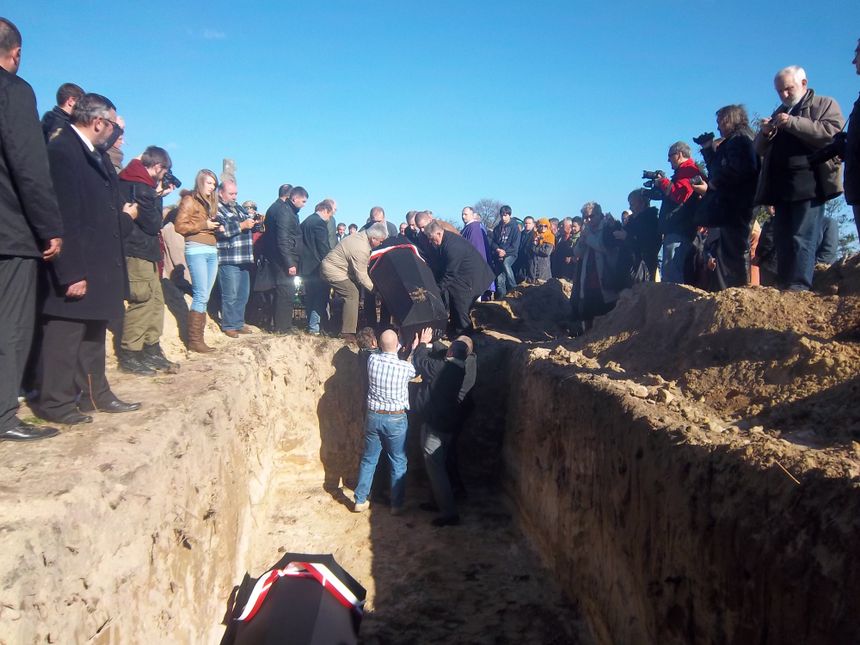 Relacja z Pogrzebu ekshumowanych w Starym Gaju