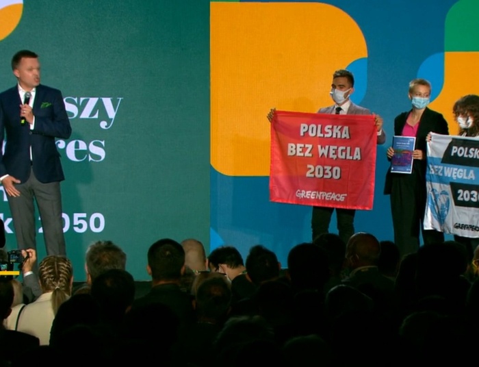 Zakłócili kongres Polski 2050. Greenpeace kontra Hołownia