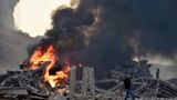 Co najmniej dziesięć osób zginęło we wtorek w wyniku potężnej eksplozji w stolicy Libanu, Bejrucie. Fot. PAP/EPA/WAEL HAMZEH