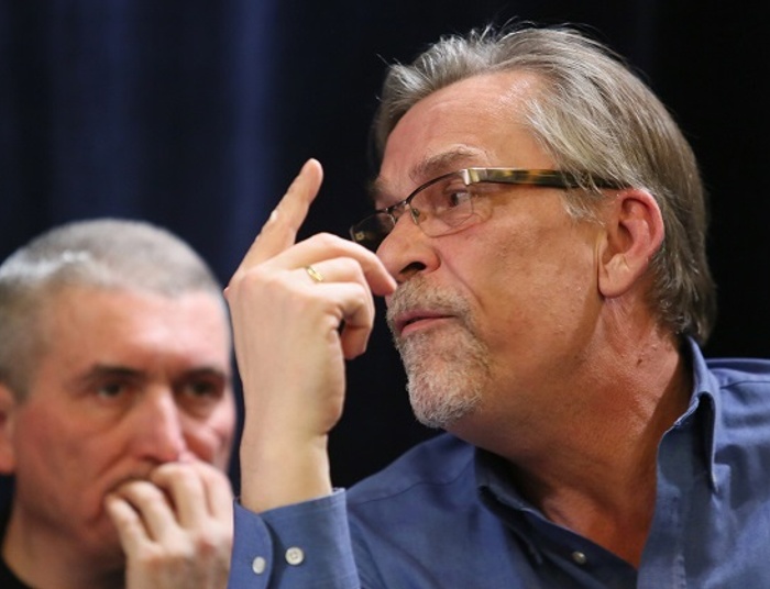 Zapiśnik- Żakowski: „Nasz świat leci na brzozę. Pull up!“...