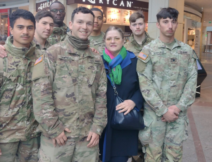 Pawłowicz chce "żeby ta cała Unia zniknęła z powierzchni ziemi". Beata Szydło odpowiada