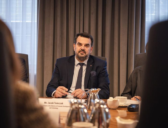 Jacek Tomczak zabrał głos po dymisji. Nie czuje się winny i odgraża się mediom