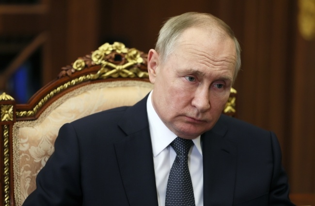 Władimir Putin zerwał z noworoczną tradycją, fot. PAP/EPA/MIKHAEL KLIMENTYEV