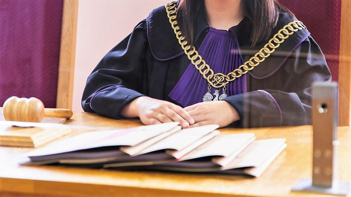 Banki w opałach. Polacy masowo ruszają do sądów na wojnę