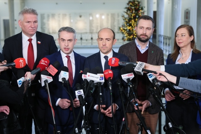 Liderzy opozycji na wspólnej konferencji w Sejmie, fot. PAP/Leszek Szymański