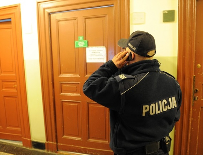 Zmieniają się numery telefonów do komend policji w całym kraju