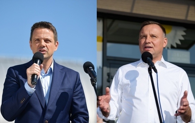 Andrzej Duda (z prawej) i Rafał Trzaskowski (z lewej) spotkają się w drugiej turze wyborów. Fot. PAP