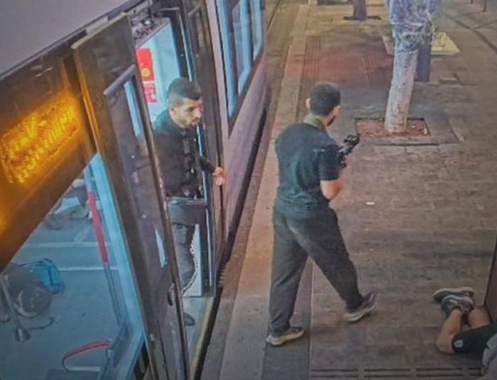 Strzelanina przy stacji kolei miejskiej w Jaffie. Zdjęcia napastników pojawiły się w sieci