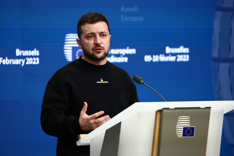Wołodymyr Zełenski podczas przemówienia w Radzie Europejskiej. (fot. PAP/EPA)