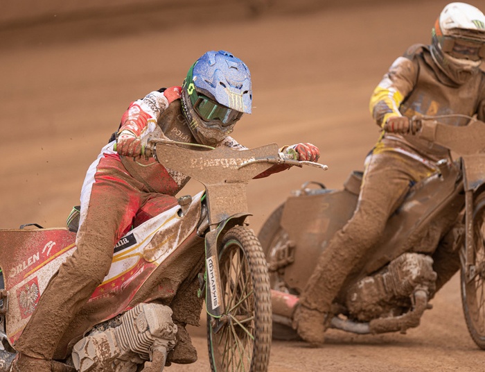 ŻUŻLOWY SZOK CZYLI POLSKA JAKO GOLIAT