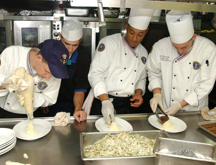 Lucyna Ćwierczakiewicz, baba w męskim gotowaniu