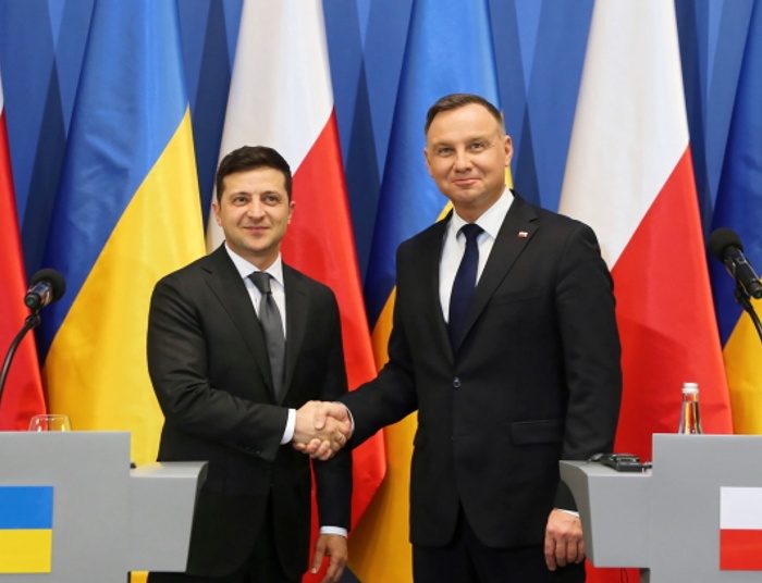 Ważny polityk z otoczenia prezydenta Dudy: Ws. zbrodni wołyńskiej rozmawiamy z Ukrainą