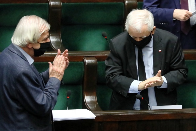Wicemarszałek Sejmu Ryszard Terlecki (L) i prezes PiS Jarosław Kaczyński (P). Fot. PAP/Tomasz Gzell