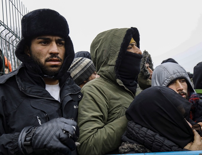 Apel o pomoc dla imigrantów. Inicjatywa Trzaskowskiego, kard. Nycza i naczelnego rabina