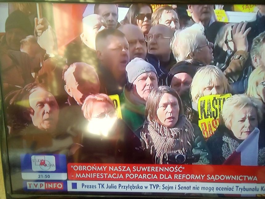 Warszawa. 8 luty 2020. Manifestacja poparcia dla reformy sądownictwa