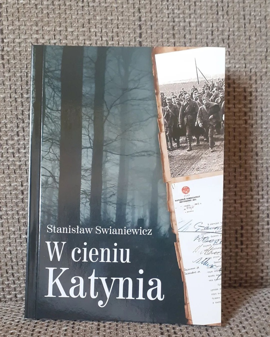 Artur Kozieł - "W cieniu Katynia".