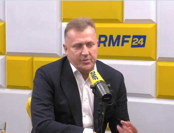 Prezes PZPN o alkoholu w kadrze. "Jak ktoś pana zaprosi, to siedzicie bez niczego?"