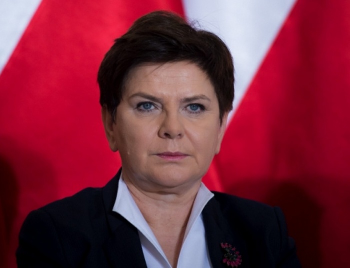 Nocny tweet Beaty Szydło: „Bez względu na wszystko najważniejsza jest Polska”