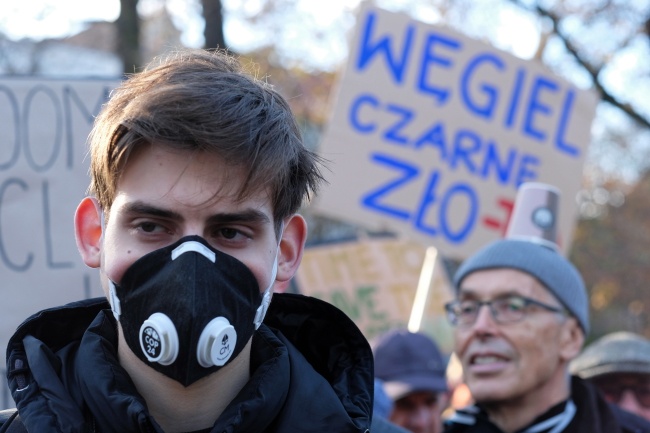 Marsz dla Klimatu przeszedł przez Katowice.Fot. PAP/Andrzej Grygiel