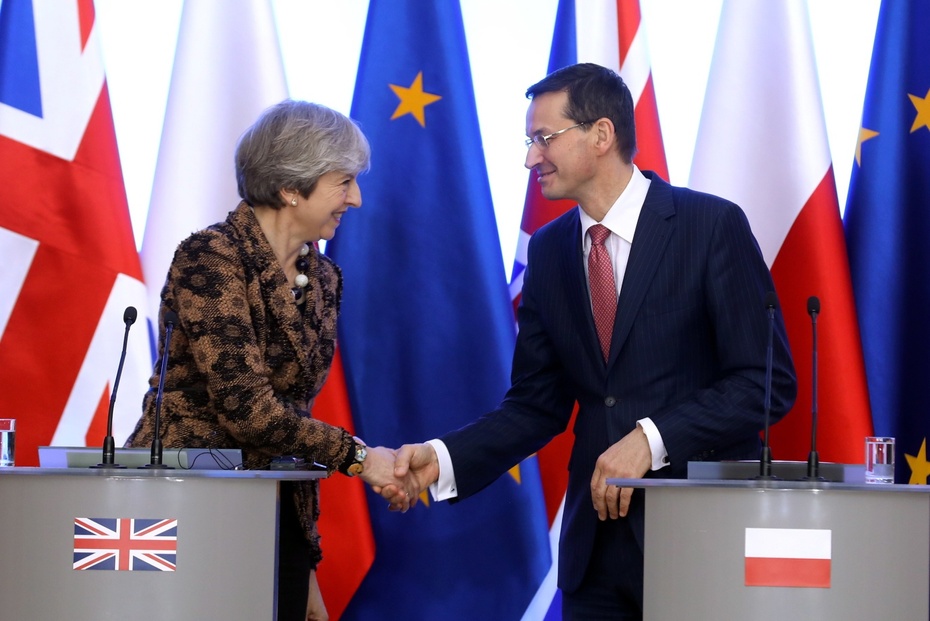 Theresa May i Mateusz Morawiecki, fot. PAP/Rafał Guz