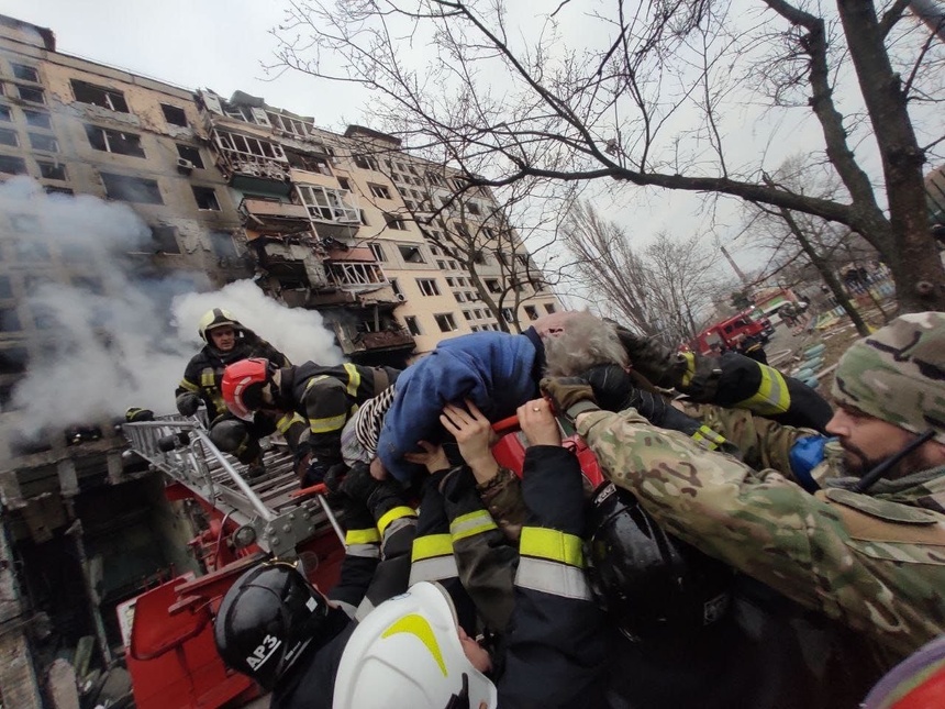 Akcja raunkowa po ostrzale w Kijowie, fot. Euromaidan Press/Twitter