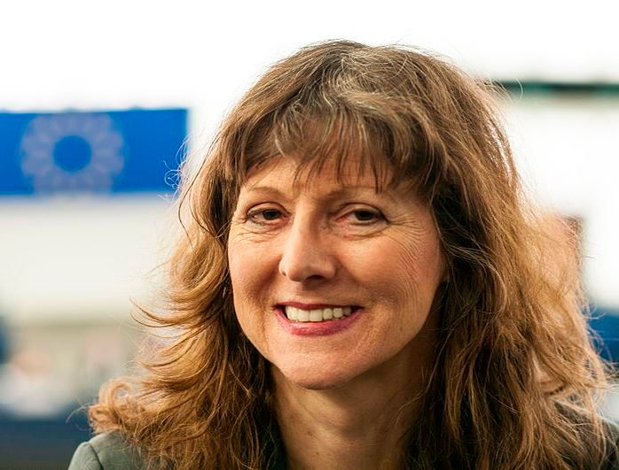 Hiltrud-Breyer aktualna, długoletnia europosłanka partii Zielonych z Niemiec, milionerka, występująca w reportażu RTL.