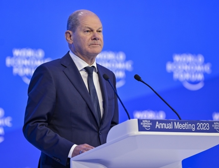 Kanclerz Scholz skompromitował Niemcy w Davos, może w Ramstein nastąpi jednak otrzeźwienie