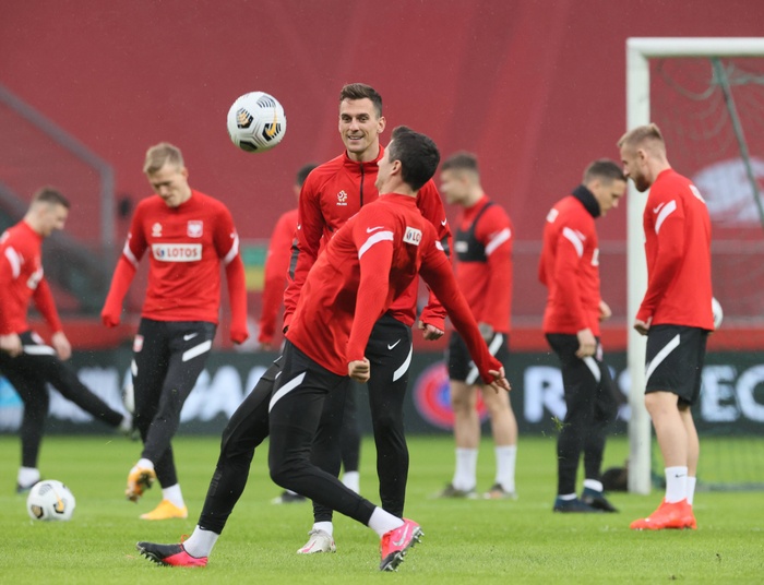 Wszyscy piłkarze reprezentacji Polski zaszczepią się na COVID-19. "W interesie swoim i dru