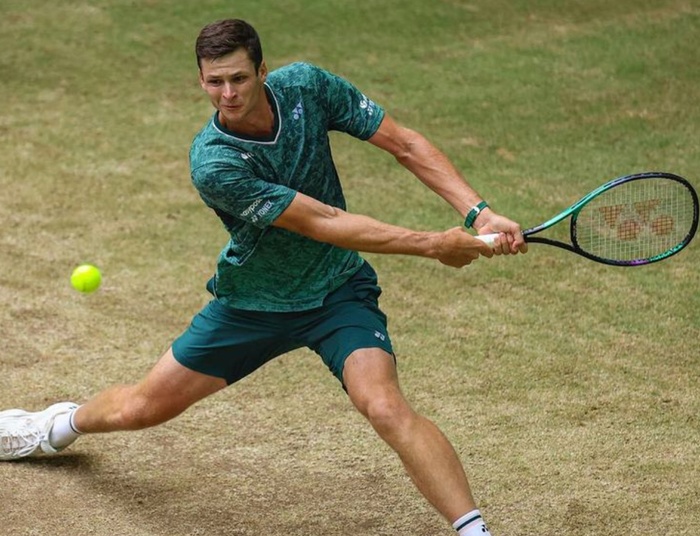 Hubert Hurkacz pokonał numer 1 światowego rankingu i wygrał turniej ATP w Halle