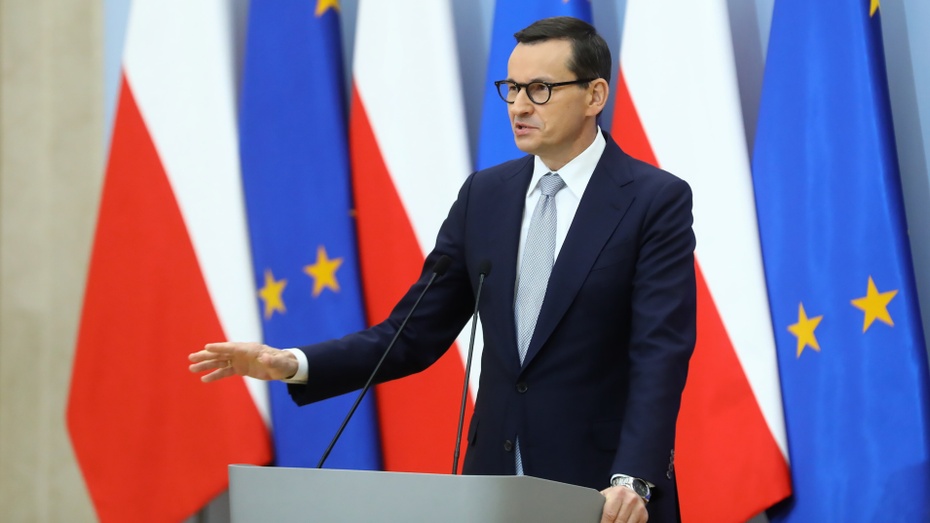 Premier Mateusz Morawiecki w najnowszym odcinku jego podcastu odnosi się do sytuacji w Unii Europejskiej. Jego zdaniem w całej Europie od lat narasta "bunt wobec politycznego marazmu". (fot. PAP)