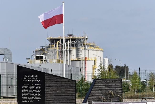 Terminal LNG im. Prezydenta Lecha Kaczyńskiego w Świnoujściu, fot. PAP/Marcin Bielecki