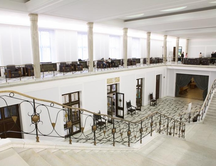 Koniec opresji PiS w Sejmie. Mogę wyprowadzić gościa do restauracji!