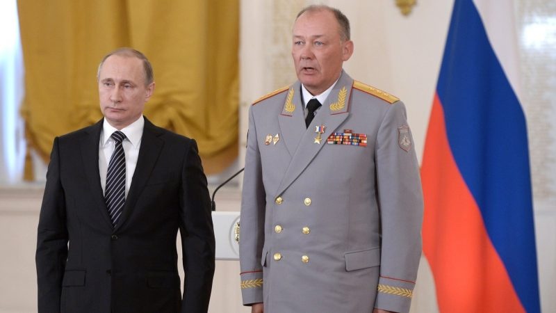 Gen. Aleksandr Dwornikow i Władimir Putin. Fot. Kreml