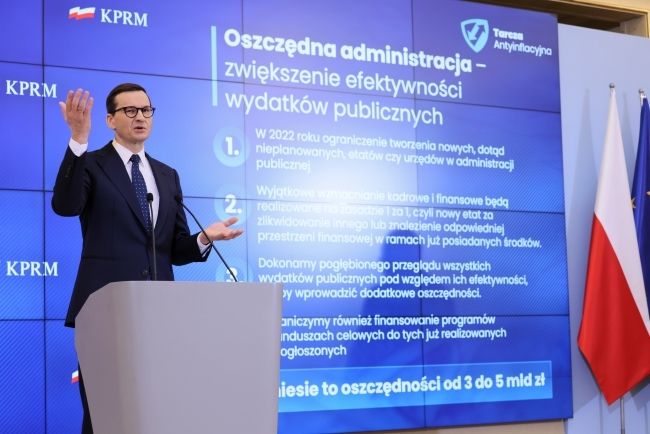 Premier Mateusz Morawiecki podczas konferencji prasowej w KPRM, fot. Leszek Szymański