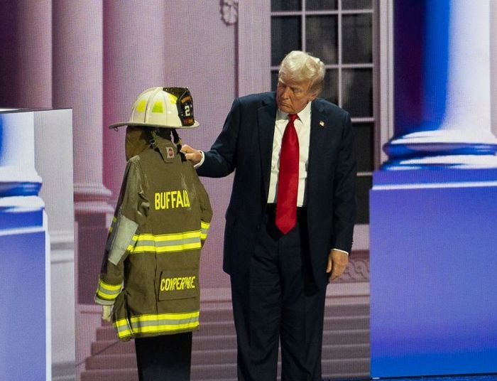 Wyklęty lud ziemi powstał. I wybrał Trumpa