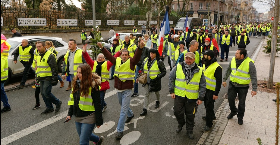Protest Żółtych Kamizelek we Francji.