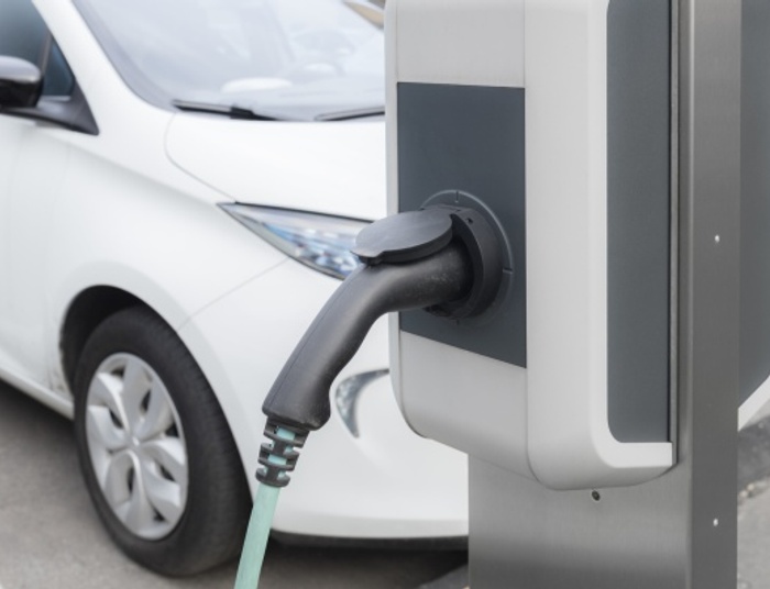 Ruszają dopłaty do aut elektrycznych, także dla osób fizycznych